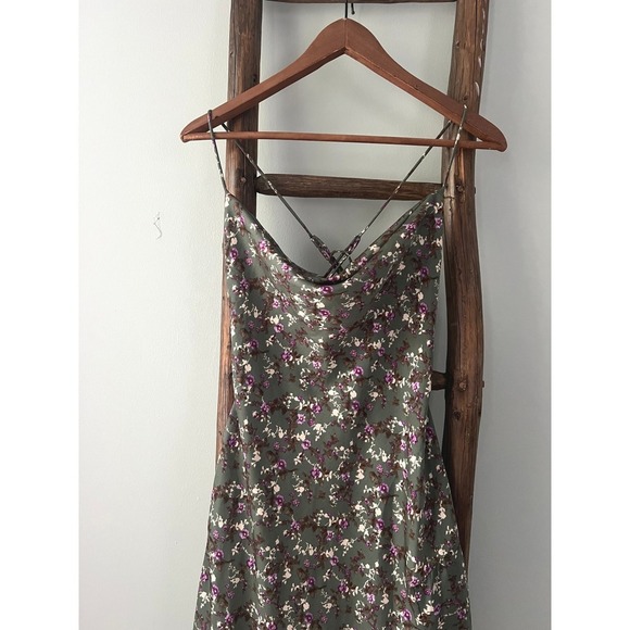 ASTR The Label Floral Slip Dress Olive Green  Cowl Neck Criss Cross Back… - Picture 4 of 7